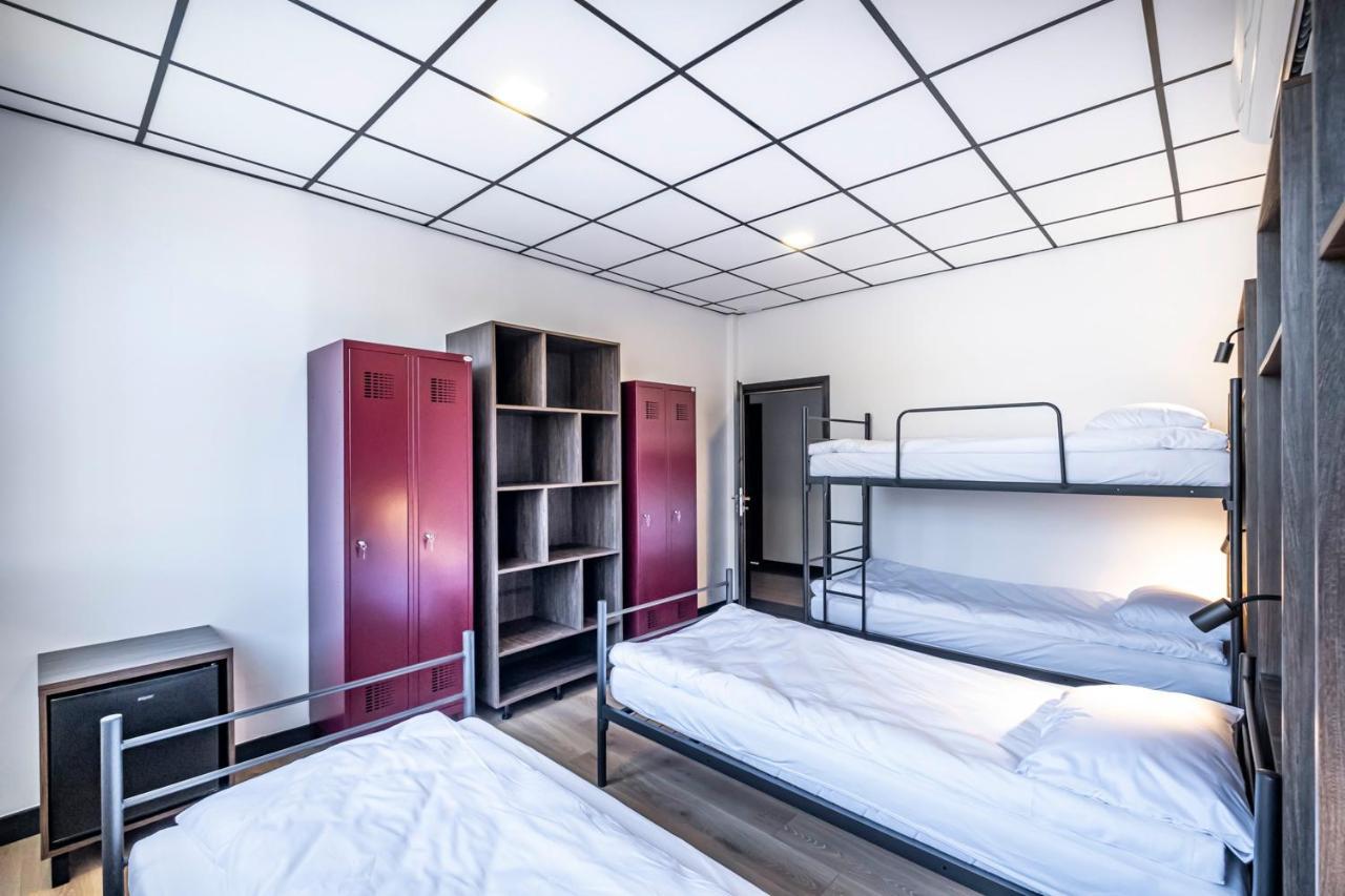 Vola Hostel Warszawa Eksteriør bilde