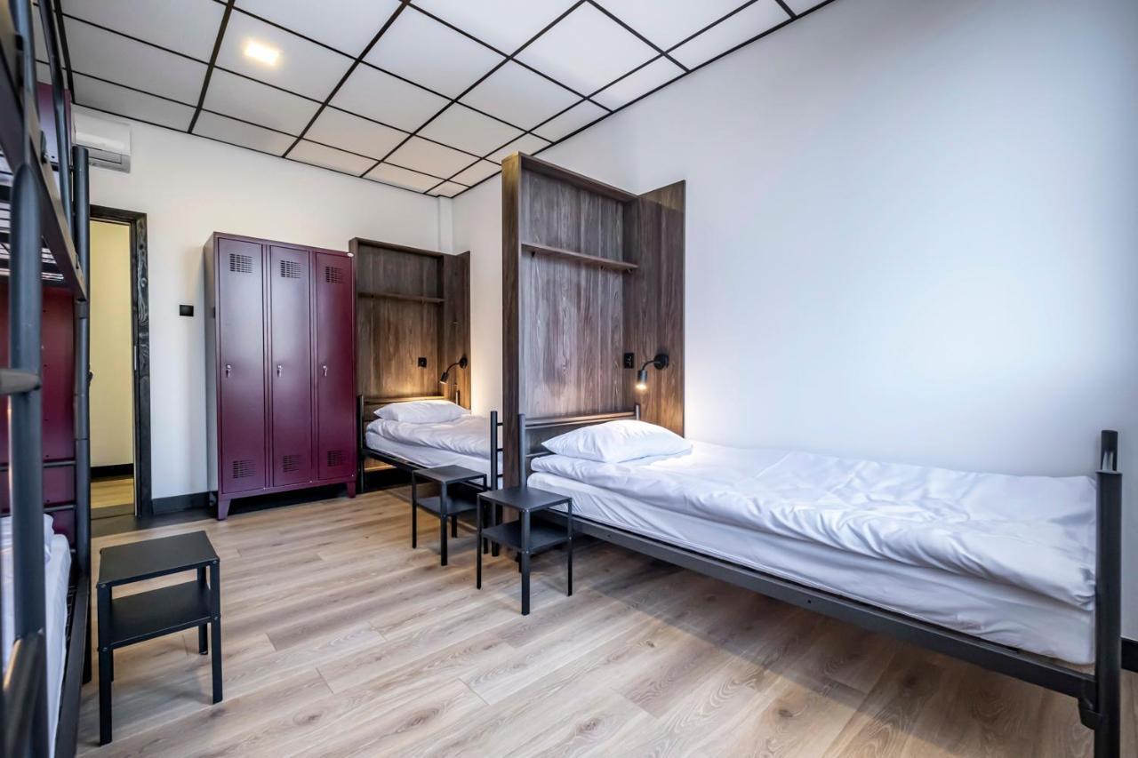 Vola Hostel Warszawa Eksteriør bilde