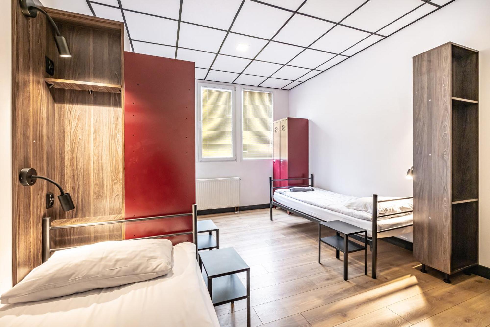 Vola Hostel Warszawa Eksteriør bilde