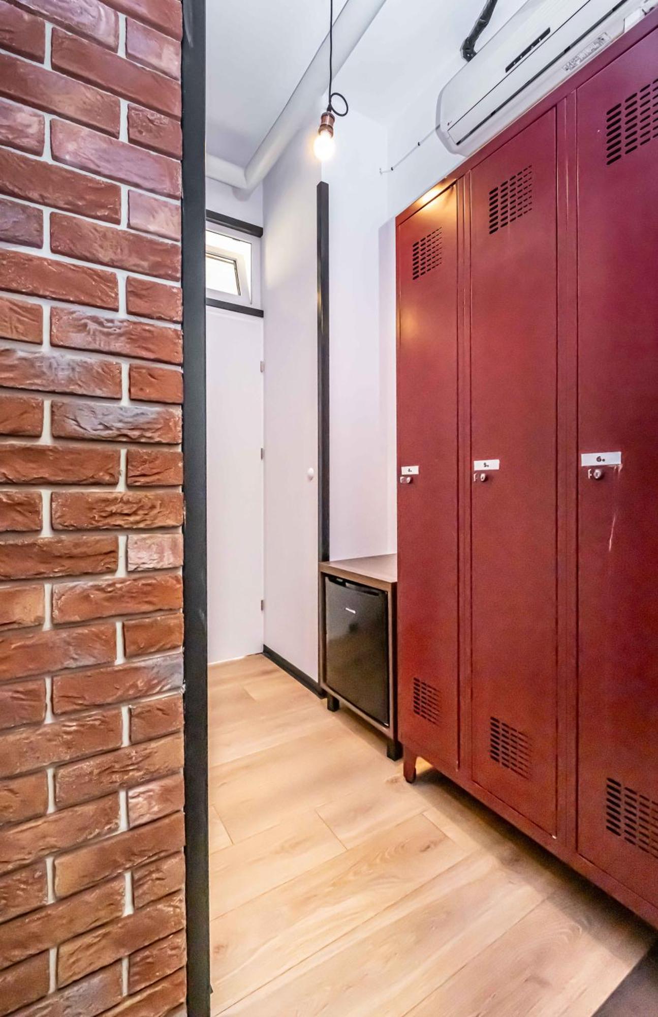 Vola Hostel Warszawa Eksteriør bilde