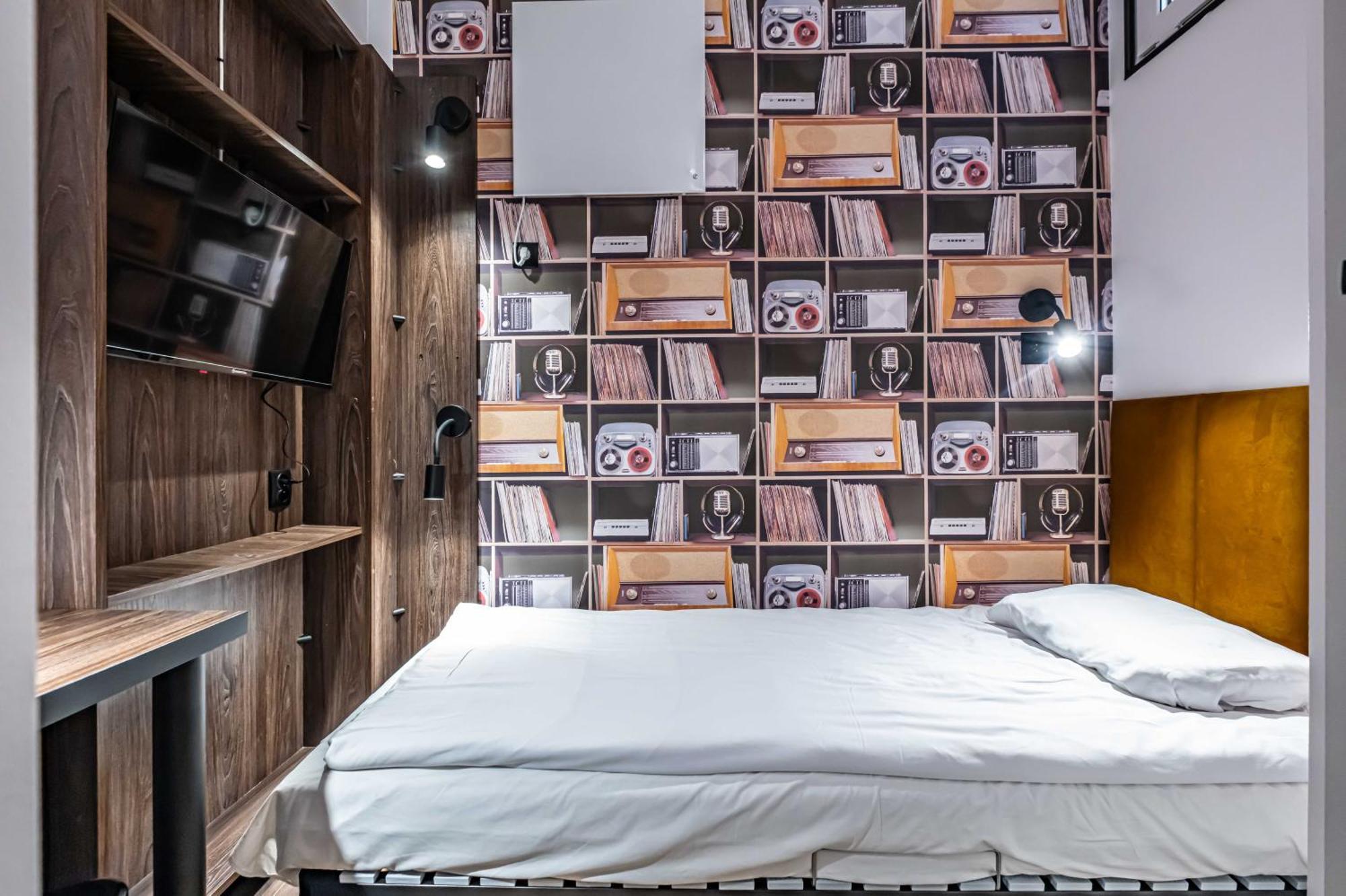 Vola Hostel Warszawa Eksteriør bilde
